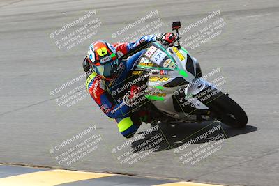 media/Apr-10-2022-SoCal Trackdays (Sun) [[f104b12566]]/Bowl (11am)/